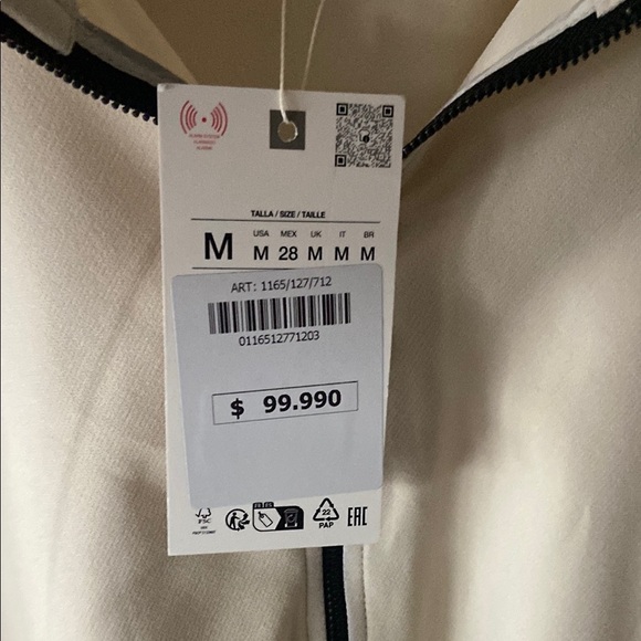 Zara Cream and Black Bomber Jacket with Sporty Design - Picture 2 of 4